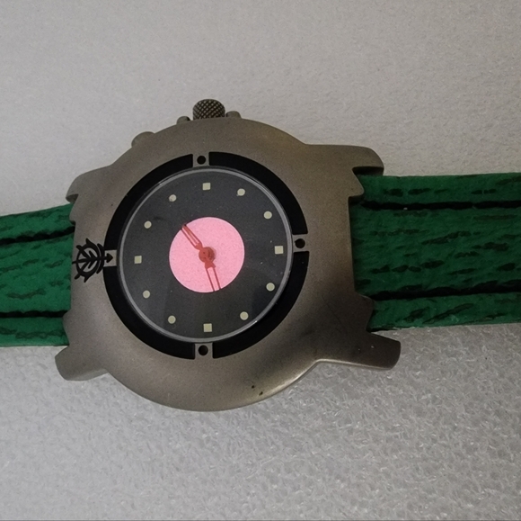 Gundam Titanium Shark Leather LImited MS-06F ZAKU II JDM Green Silver Red Watch - Picture 2 of 10